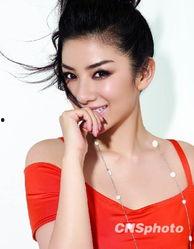 黄奕个人资料,影视双栖才女，情感波折中的励志人生